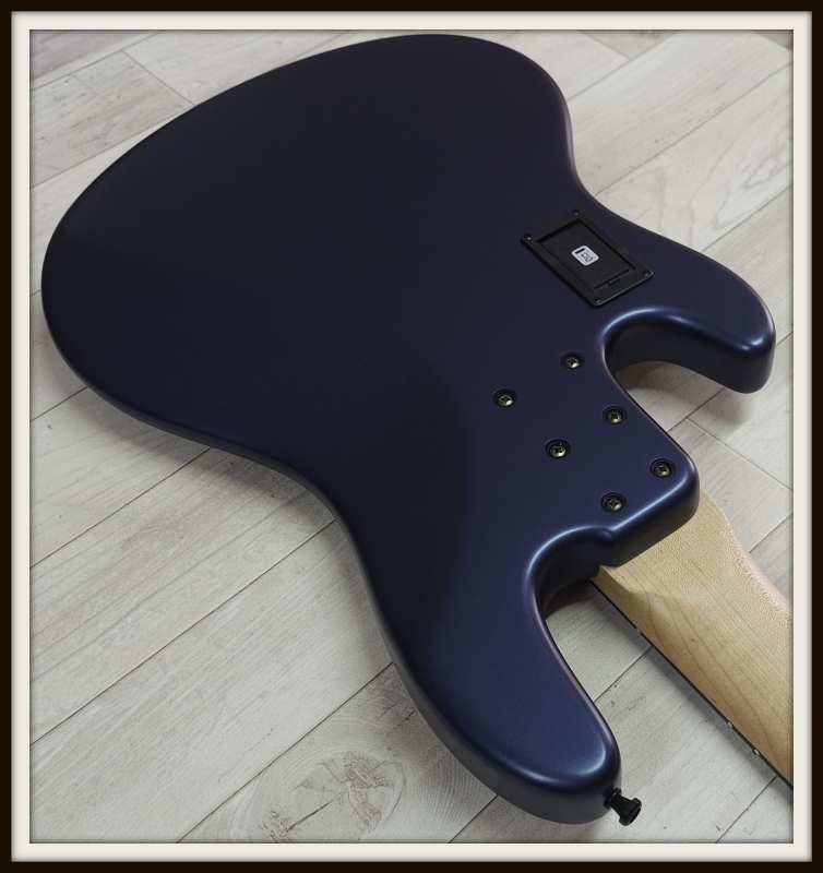 Sandberg California II TM5 Nighthawk Plus, Dark Grey Matte